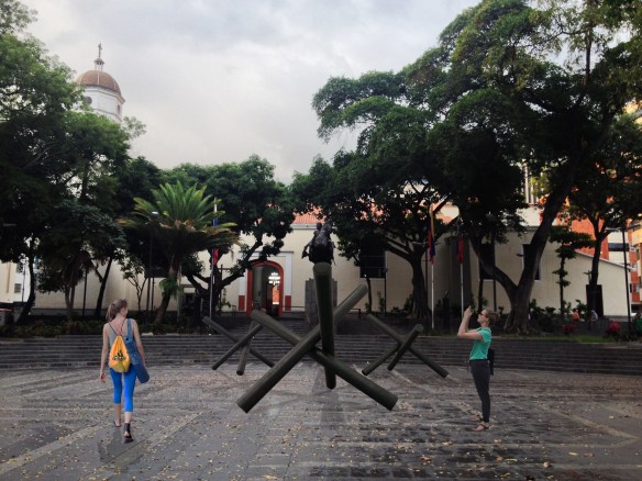 1 Montaje Republica Bolivariana Chacao